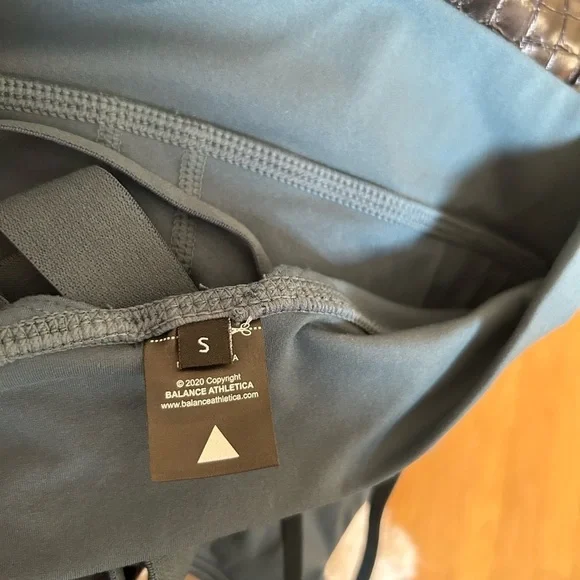 Balance Athletica Oasis Aura Bra in teal Blue Dive size S - Picture 12 of 15